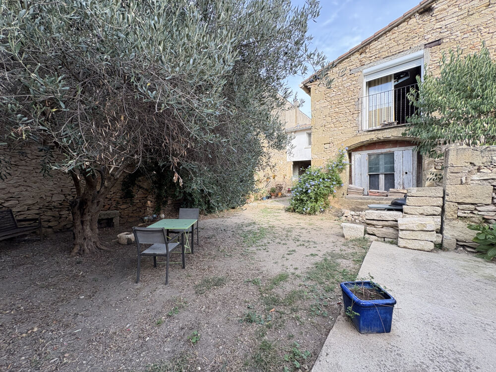 VERGÈZE Maison de caractère avec fort potentiel