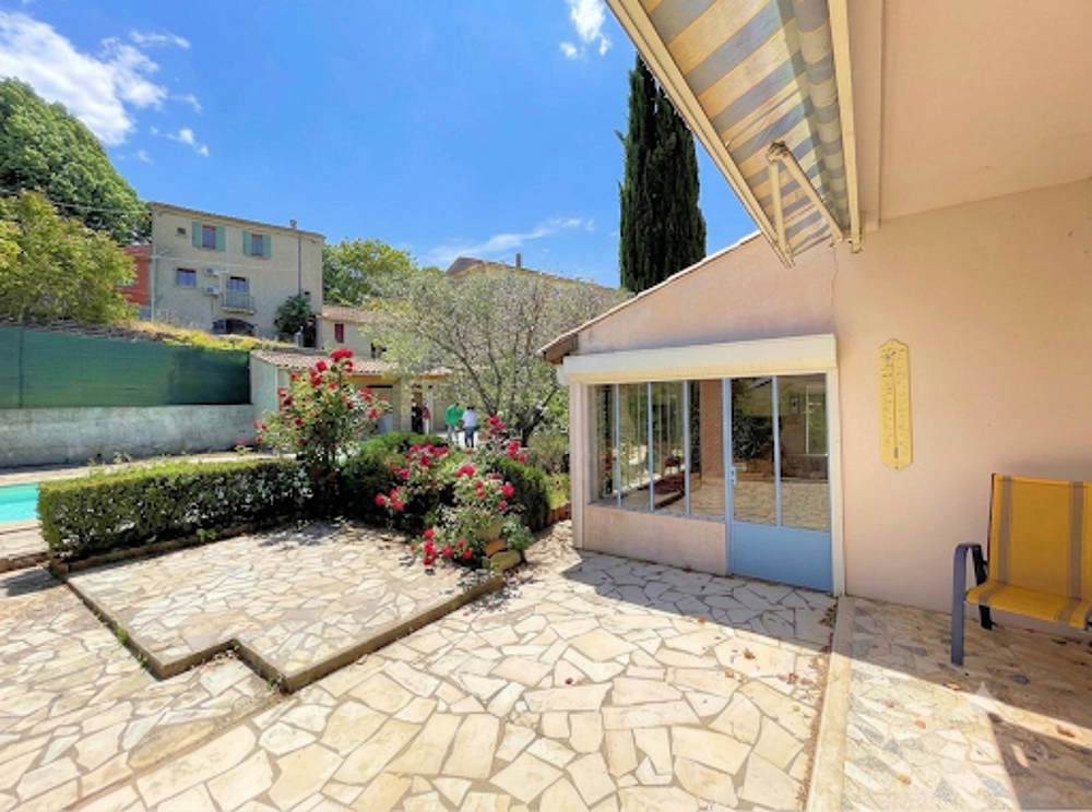 Vente Maison Jolie maison avec piscine proche de toutes commodités Apt
