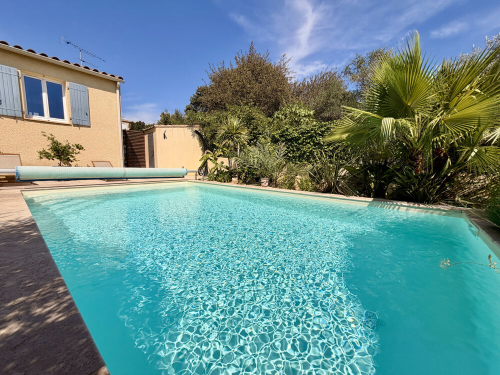 Vente Maison En exclusivité  sur les hauteurs de Vergèze, villa Plain pied de 120 m2 environ sur 832 m2, piscine garage et Vergeze