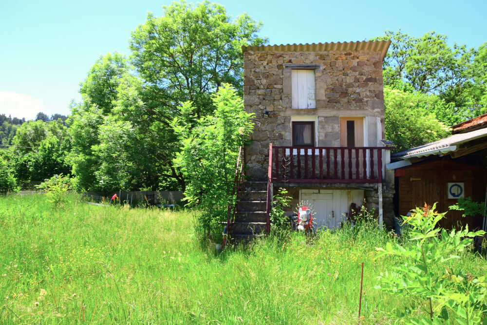 Vente Ferme Dépt. 43 - A VENDRE à VIELPRAT - Ferme Rénovée de 100 m2 - Parcelles de 1.130 m2. Coucouron