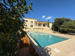  Maison � vendre 9 pi�ces 240 m�