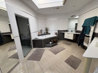  Maison � vendre 7 pi�ces 277 m�