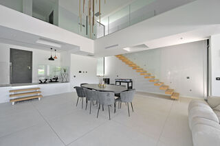  Maison � vendre 6 pi�ces 230 m�