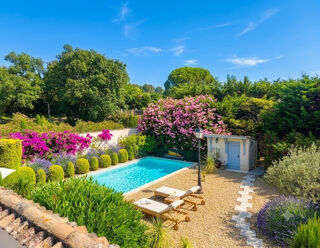 Propriété/château à vendre 13 pièces 380 m²