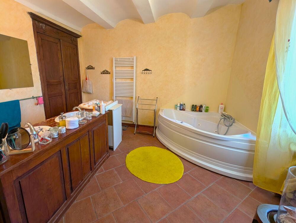 à vendre  Propriété/château Lavilledieu (07170)