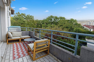 Vente Appartement GRENOBLE Chorier/Berriat - Spacieux T2 avec terrasse + Garage Grenoble