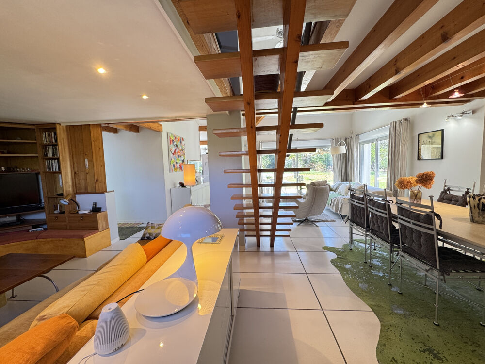 � vendre  Propri�t�/ch�teau Mont�lier (26120)