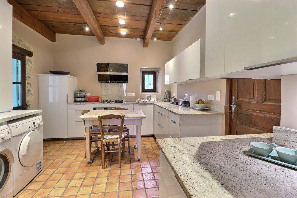  vendre  Maison Uzs (30700)