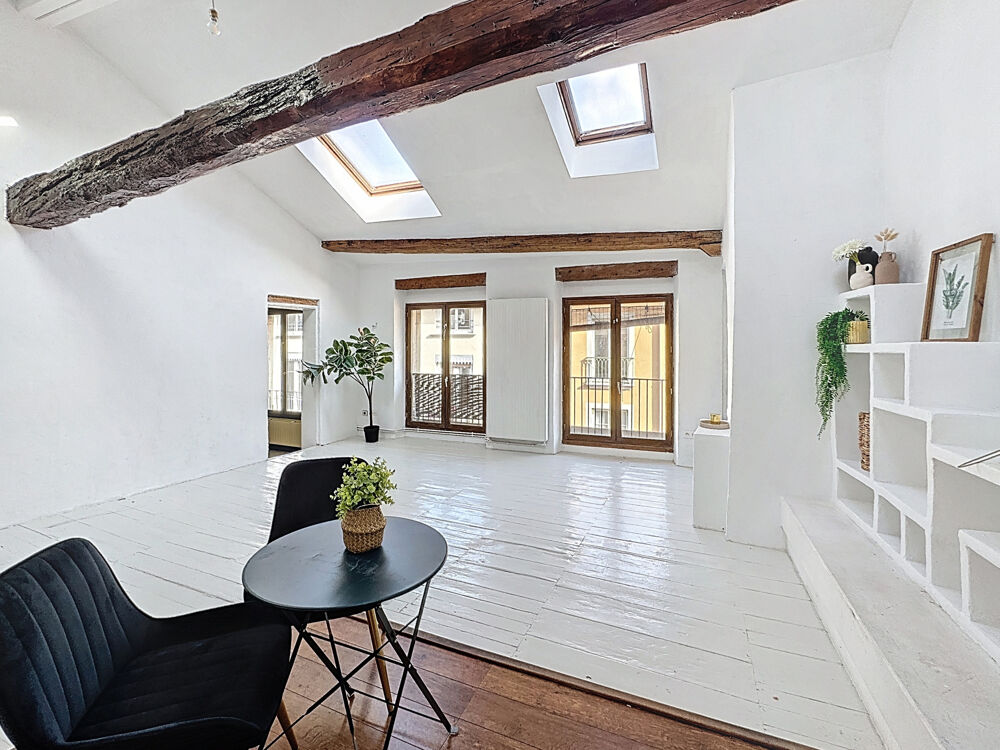 Vente Appartement GRENOBLE Hypercentre - T6 de caractère de 120m2 en Dernier étage ! Grenoble