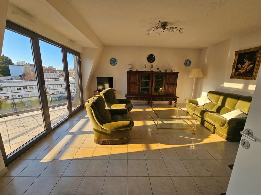 F3 lumineux avec balcon, garage et ascenseur Résidence sénior au coeur de Forbach