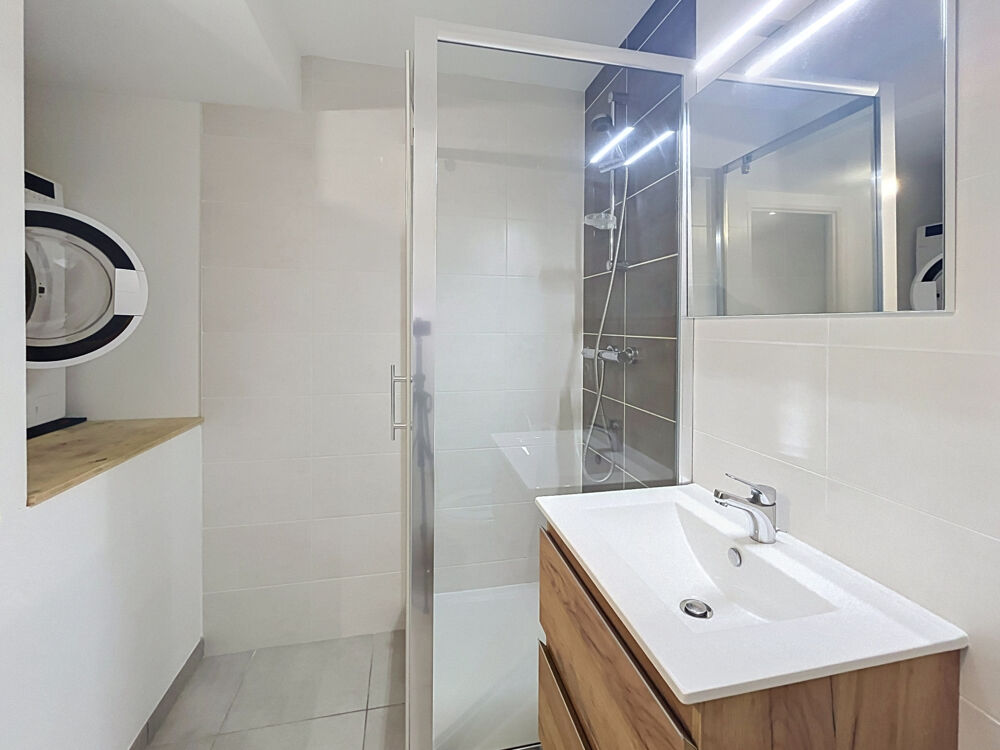 DPT (38) A LOUER - Studio R+1 - 22,08 m2 - quai Perrière - GRENOBLE