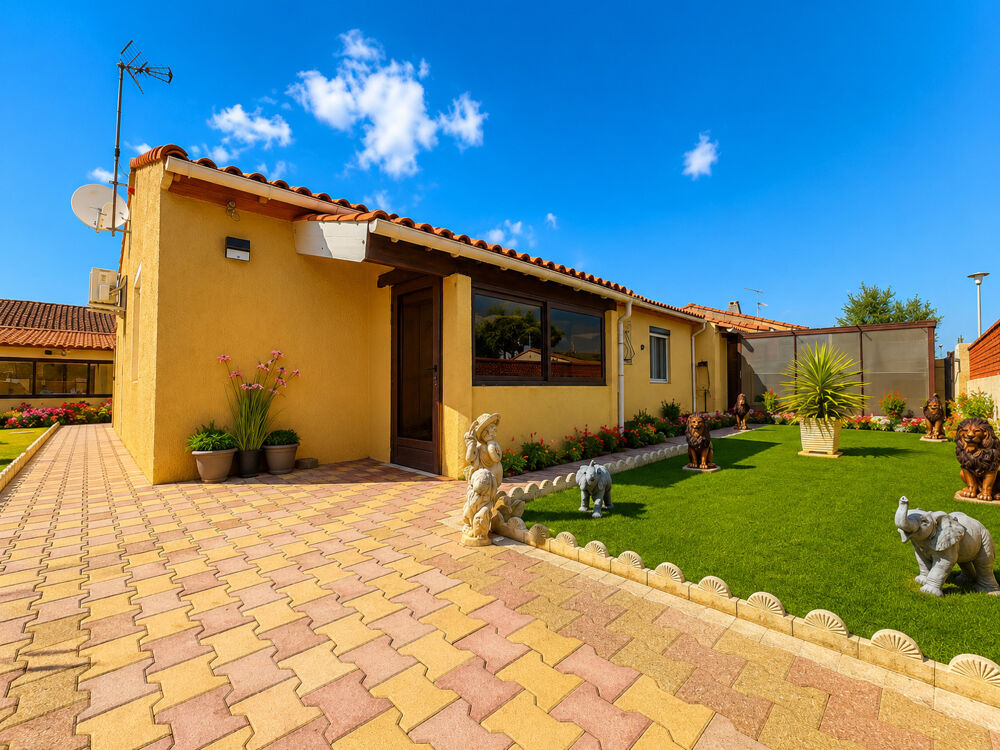 Vente Maison A VENDRE DEPT 30 (GARD) AIMARGUES VILLA PP 3 CHAMBRES JARDIN GARAGE ET PISCINE Aimargues
