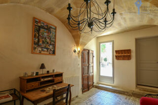  Maison à vendre 13 pièces 548 m²
