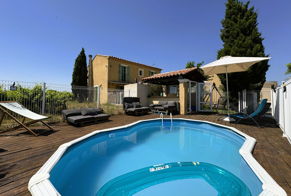 DEPT-30-A VENDRE-POUZILHAC Ensemble immobilier de 550m2 avec superficie habitable actuelle de 170m2 évolutive