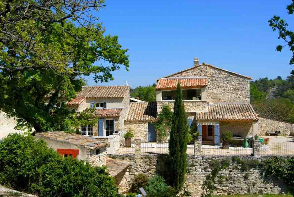à vendre  Propriété/château Murs (84220)