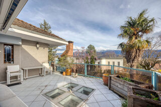  Maison � vendre 9 pi�ces 219 m�