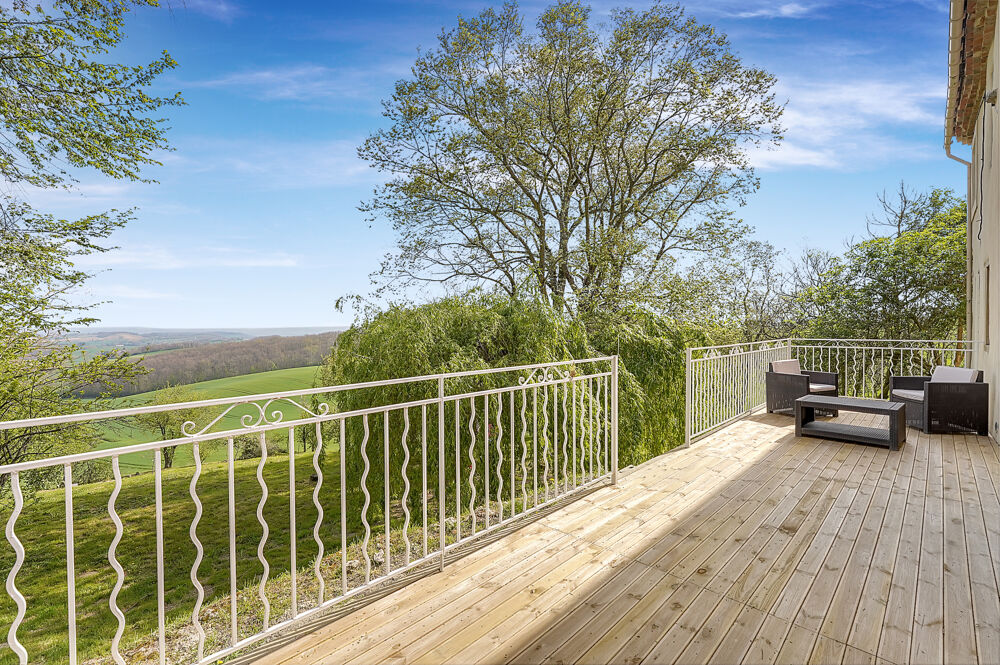 A VENDRE Puylaurens (81) Ferme isolée et rénovée, 5 chambres