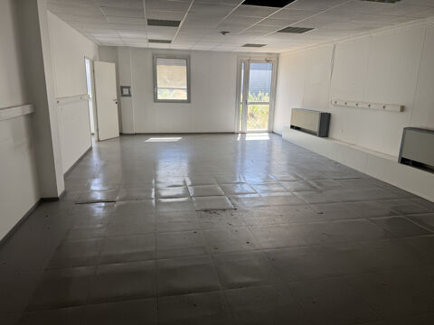   AVIGNON SUD ZAC de la Cristole IDEAL INVESTISSEUR Immeuble commerce bureaux 