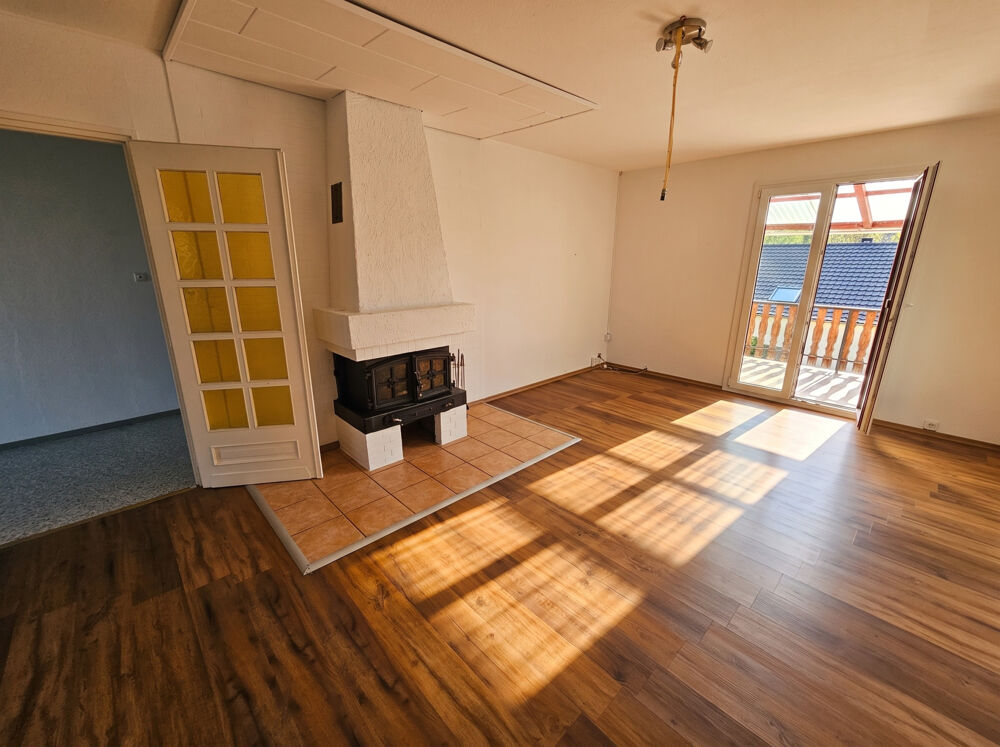 Vente Maison Plain-pied avec jardin et grand balcon dans un secteur recherché, proche frontière allemande Lixing-lès-rouhling