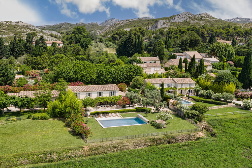   DPT(13) MAISON DE CHARME AVEC PISCINE EN LOCATION SAISONNIERE Provence-Alpes-Côte d'Azur, Maussane-les-Alpilles (13520)