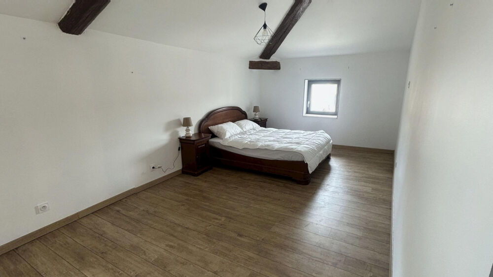 Location Appartement À louer   au cœur de Bédarrides Meublée Bedarrides