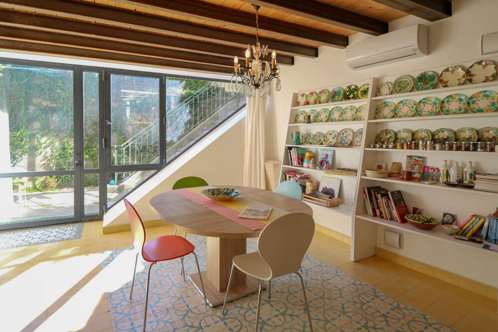 Vente Maison UZES CENTRE PIETON : Maison de ville style loft avec terrasse Uzes