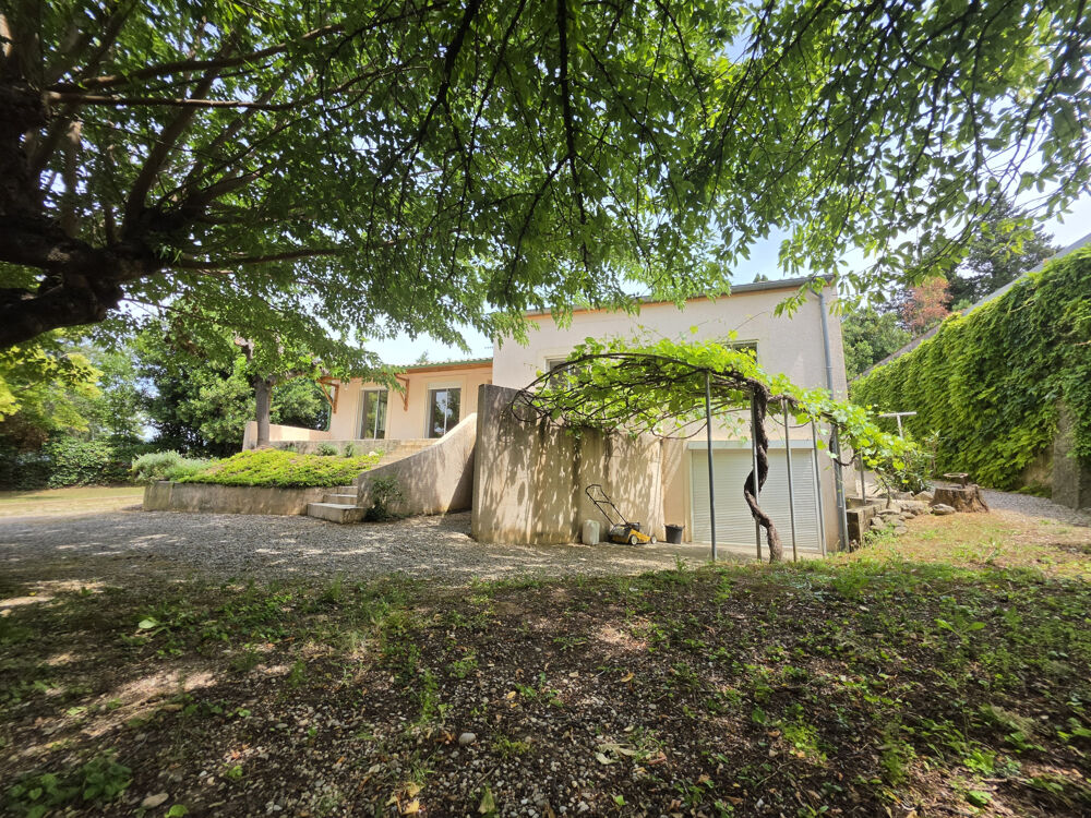 Dépt Hérault (34) -Aniane - À vendre - Villa T4/T5 avec terrasses, piscine, garage, sous-sol, parcelle de 1800