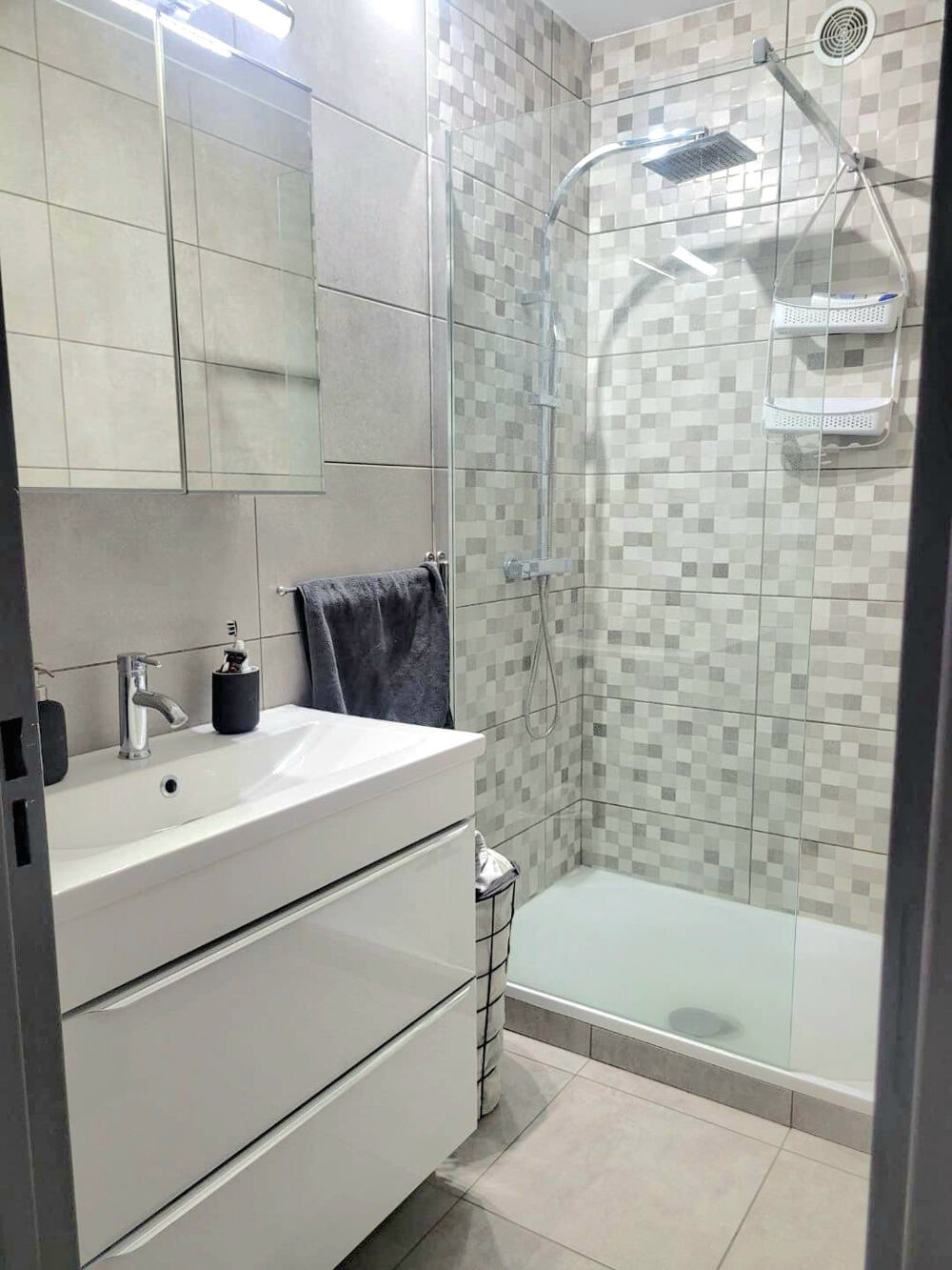 Vente Appartement À vendre : Superbe T2 idéalement situé en plein centre-ville d'Ales Ales