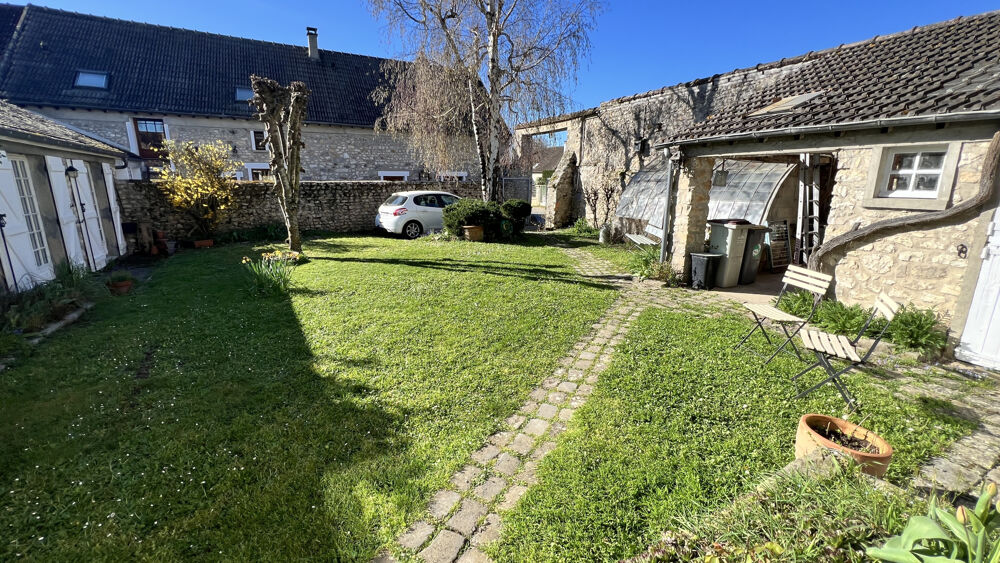 PROPRIÉTÉ EN PIERRES