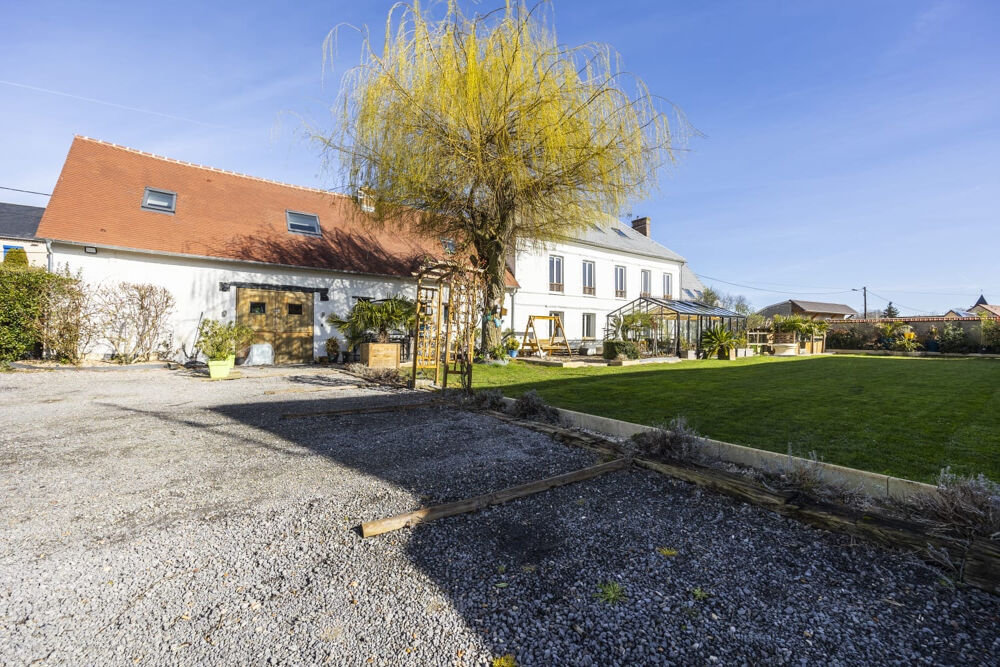 A vendre proche St André de l'Eure (27) maison Bourgeoise P12 sur terrain de 1400 m2 environ