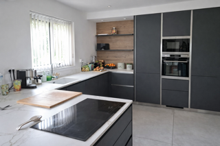  Maison � vendre 8 pi�ces 205 m�