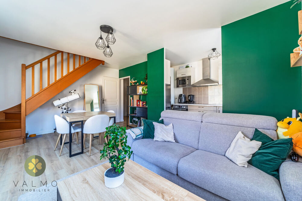HYPER CENTRE LA QUEUE-LES-YVELINES APPARTEMENT/DUPLEX F3 + 2 PLACES PARKINGS