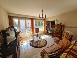  Appartement � vendre 4 pi�ces 77 m�