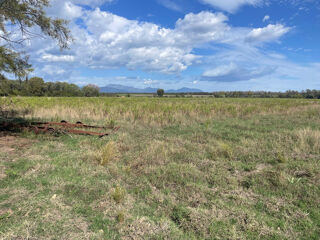  Terrain � vendre 4 pi�ces 6000 m�