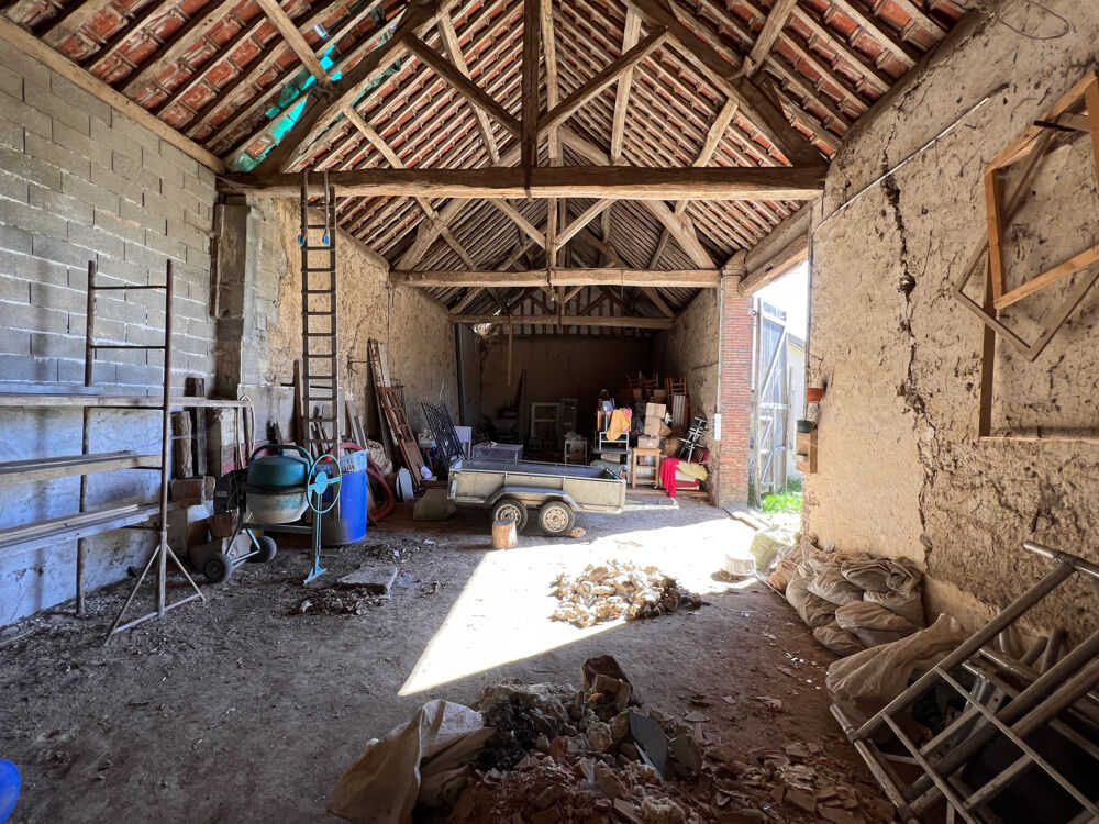 DEPT YVELINES (78) HOUDAN + A VENDRE GRANGE ET DEPENDANCE (215 m2) À RÉHABILITER
