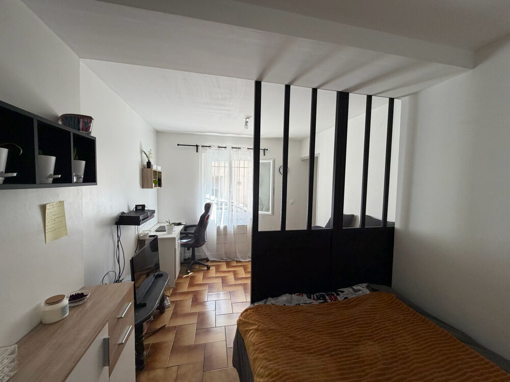 À VENDRE NÎMES FAC VAUBAN STUDIO 28 m2