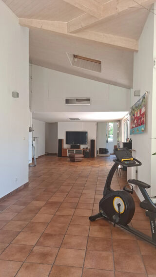  Propri�t�/ch�teau � vendre 10 pi�ces 295 m�