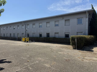   AVIGNON SUD Zone d'Activité Commerciale la Cristole emplacement stratégique Immeuble de Bureaux de 2940 M2 sur Avignon