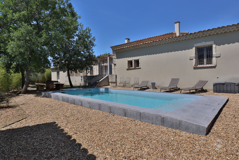 à vendre  Maison Saint-Saturnin-lès-Apt (84490)