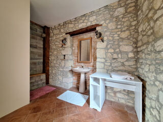  Maison � vendre 7 pi�ces 240 m�