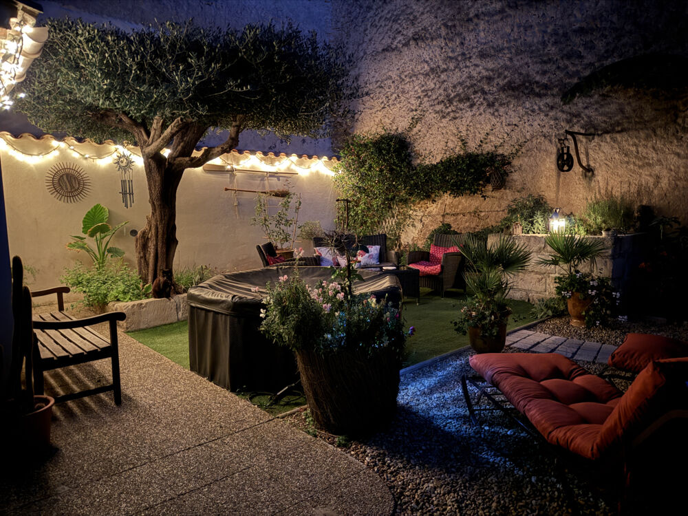 Vente Maison Belle maison de ville familiale avec jardin et garage Vauvert