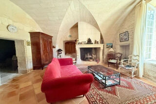  Maison à vendre 15 + pièces 600 m²