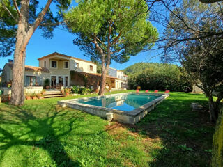  Propri�t�/ch�teau � vendre 6 pi�ces 145 m�