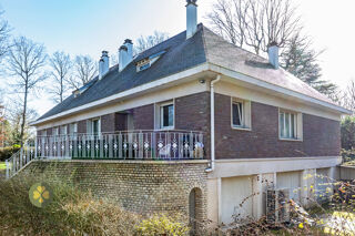  Maison à vendre 9 pièces 235 m²