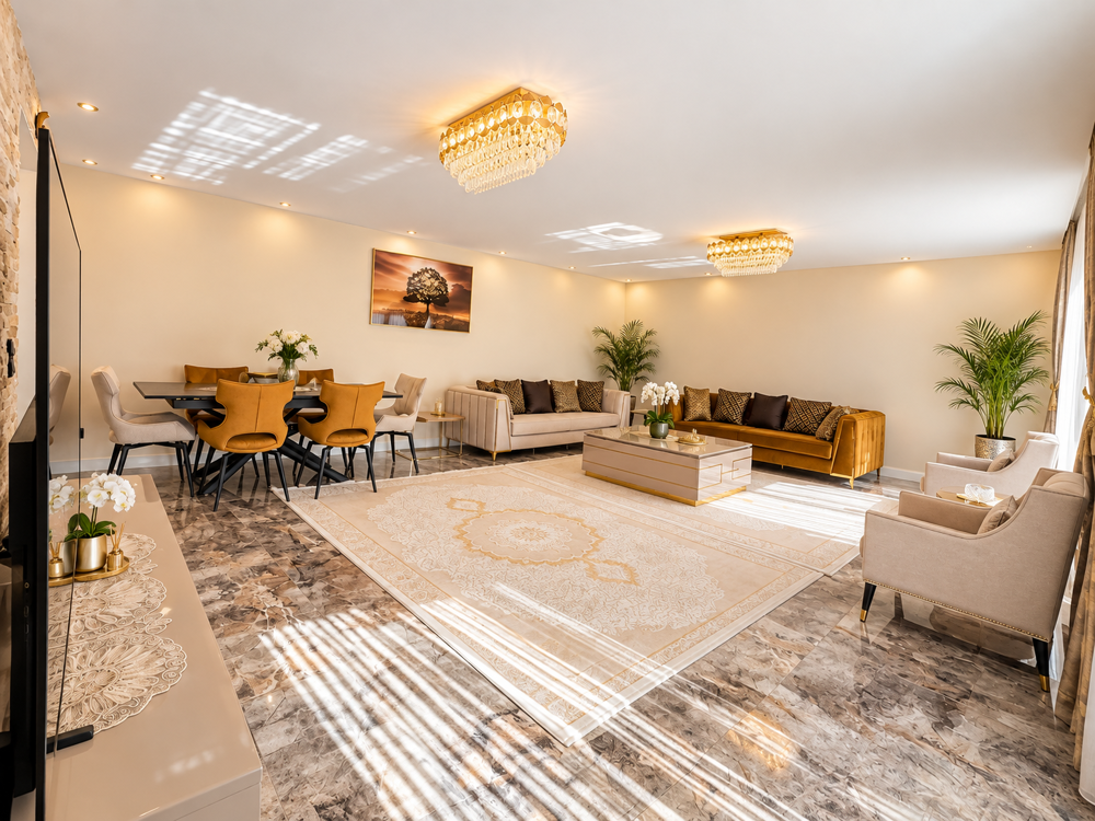 Vente Maison Marignane   Magnifique maison moderne et entièrement rénovée   244 m2 habitables sur 502 m2 de terrain Marignane