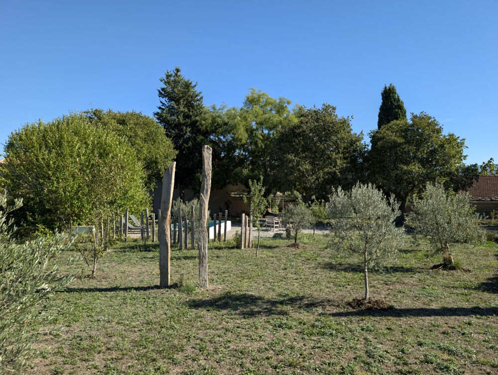 Vente Maison Dept 84 - Maison de hameau ancienne avec pigeonnier et bassin St saturnin les apt