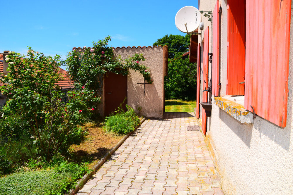 Dépt. 07 - A VENDRE à COUCOURON - Maison de 131 m2 avec garage et jardin - Parcelle de 670 m2