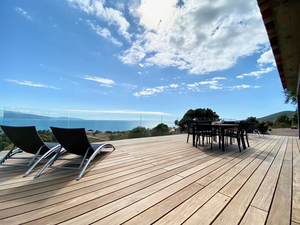   CORSE VILLA CONTEMPORAINE AVEC VUE SUR LE GOLFE DE SAGONE Corse, Sagone (20118)