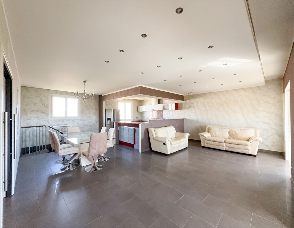 � vendre  Maison Marignane (13700)