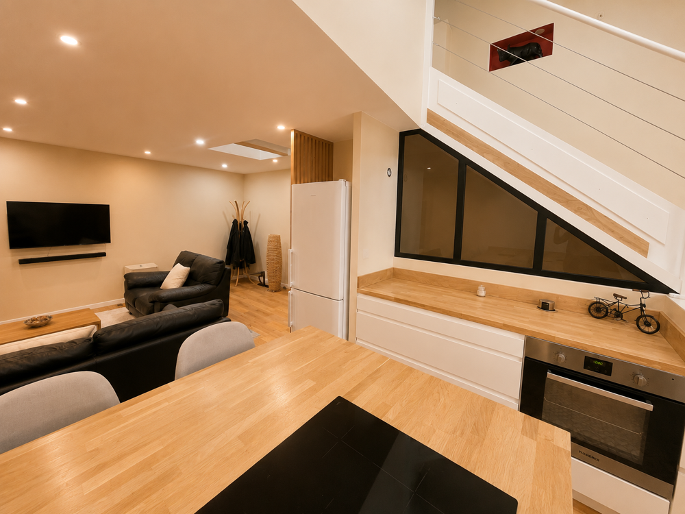 CLERMONT L'HERAULT - Maison de ville rénovée avec espace bien-être- Vendue meublée